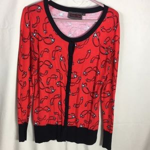 Cat eye glasses cardigan